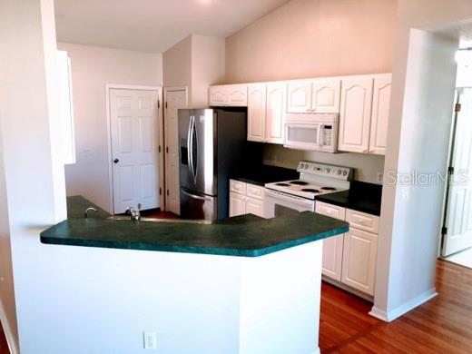 CRISTINA PH I - Residential Lease