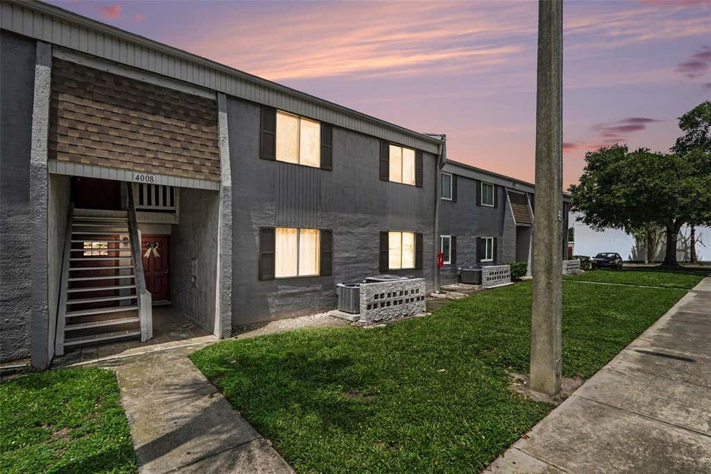Photo of 4008 Cortez Drive #B, Tampa, FL 33614 (MLS # TB8537349)