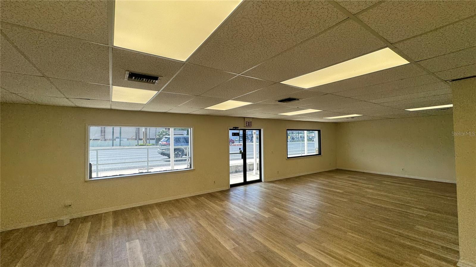 4065 S SUNCOAST BOULEVARD