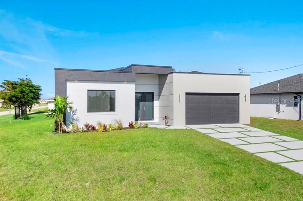 Photo of 3927 NW 38th Street, Cape Coral, FL 33993 (MLS # O6402672)