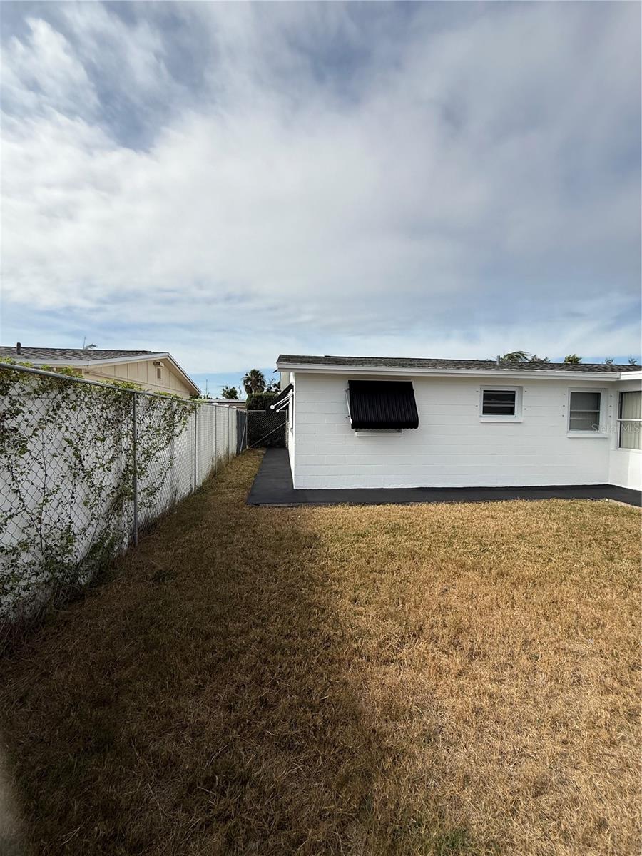 CREST RIDGE GARDENS - Residential