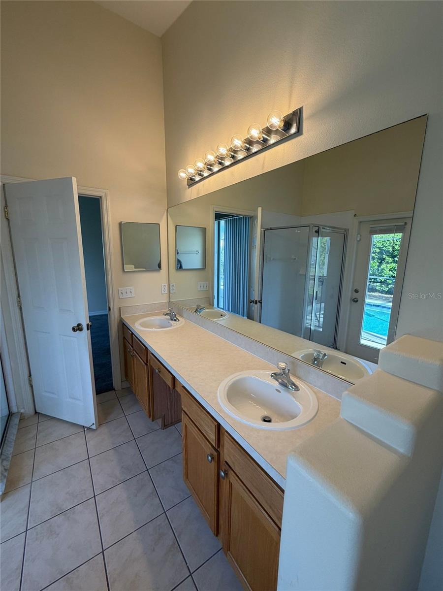 GLENBROOK SUB - Residential