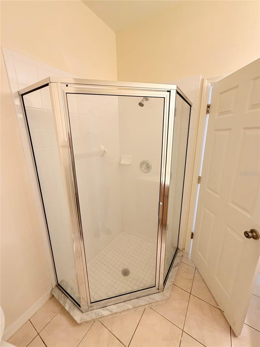 GLENBROOK SUB - Residential