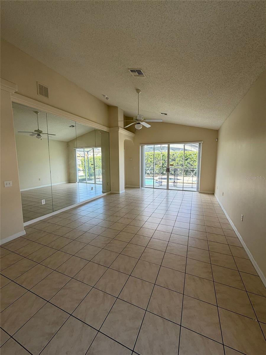 GLENBROOK SUB - Residential