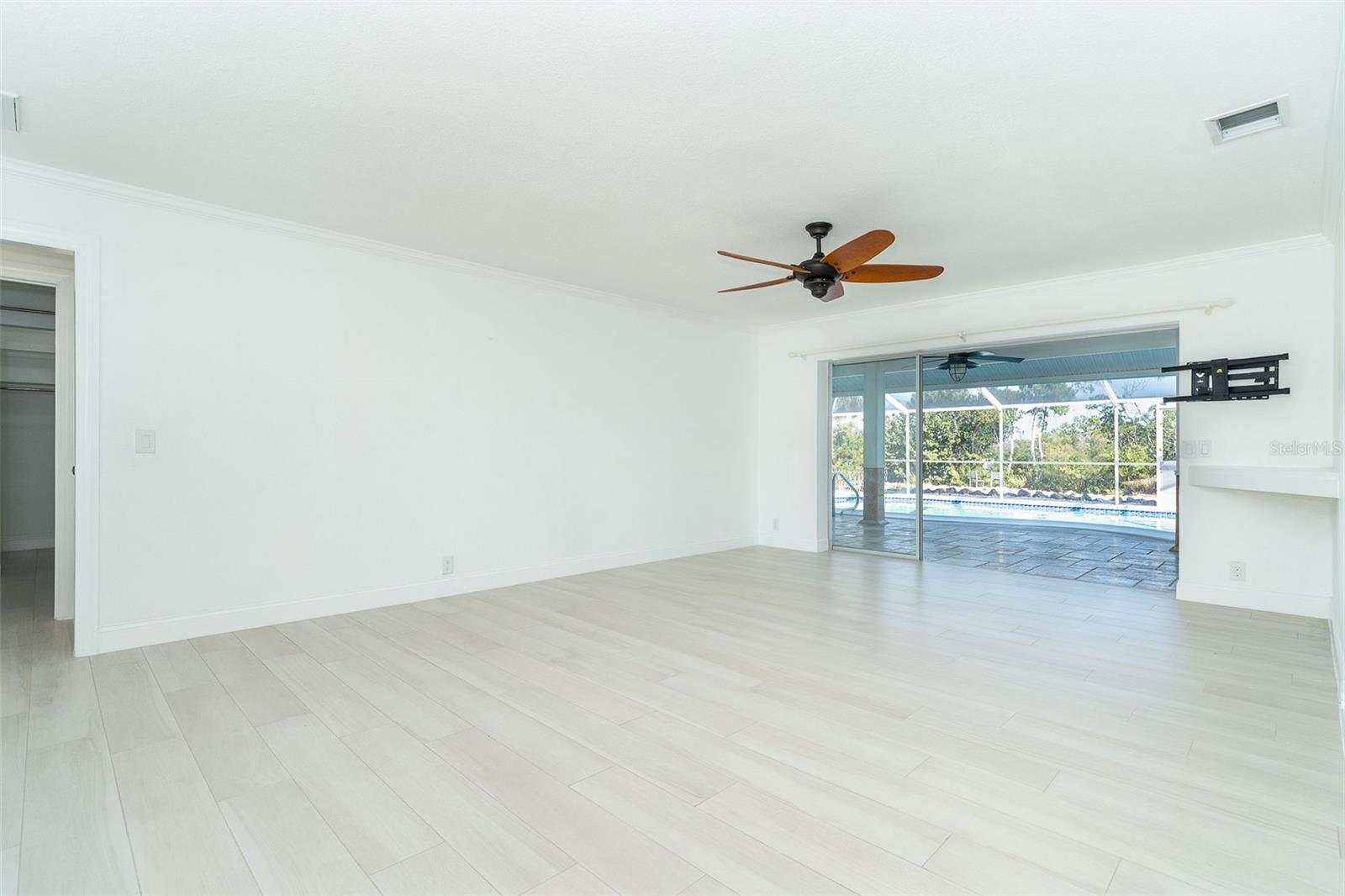 PORTOFINO UNIT 1 - Residential