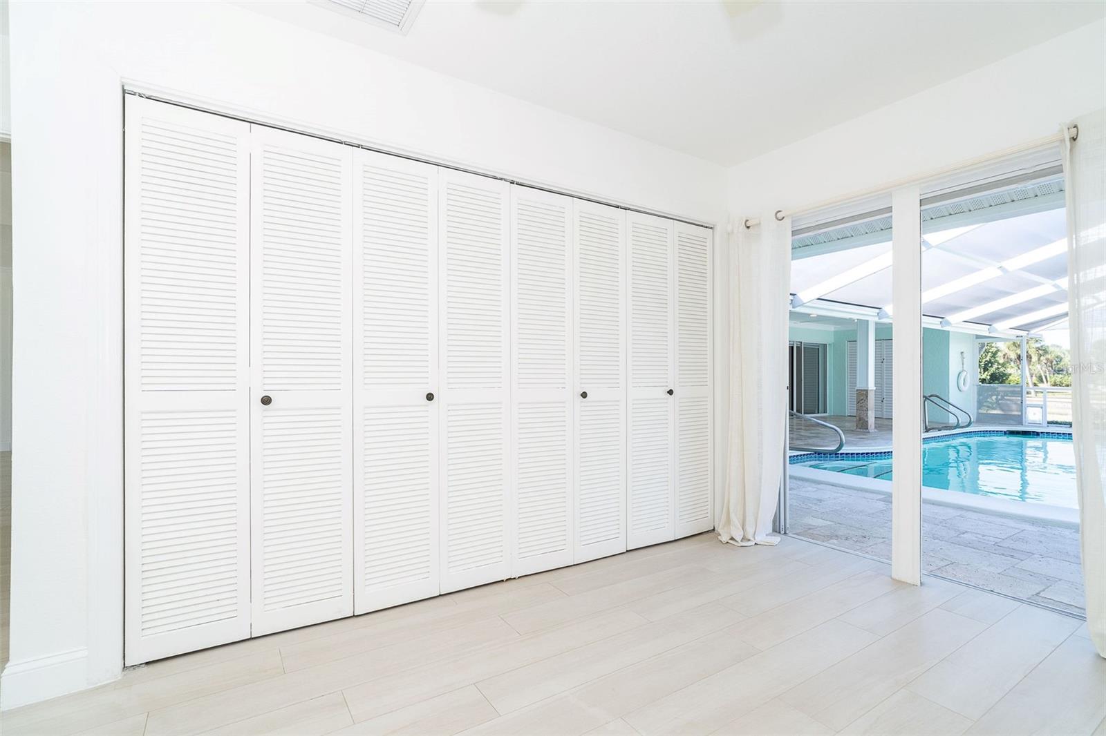 PORTOFINO UNIT 1 - Residential