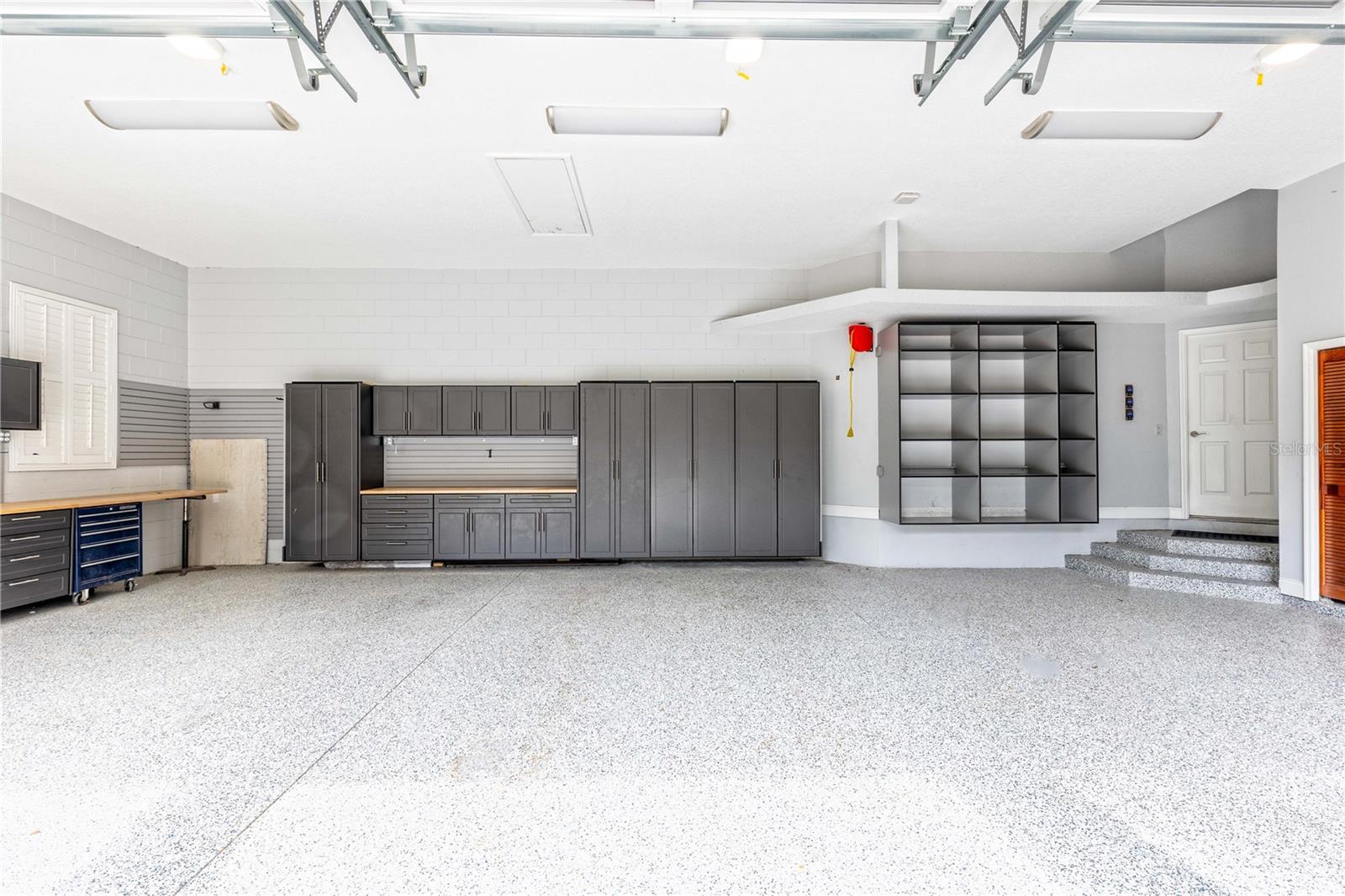 MOUNT DORA LANA - Residential