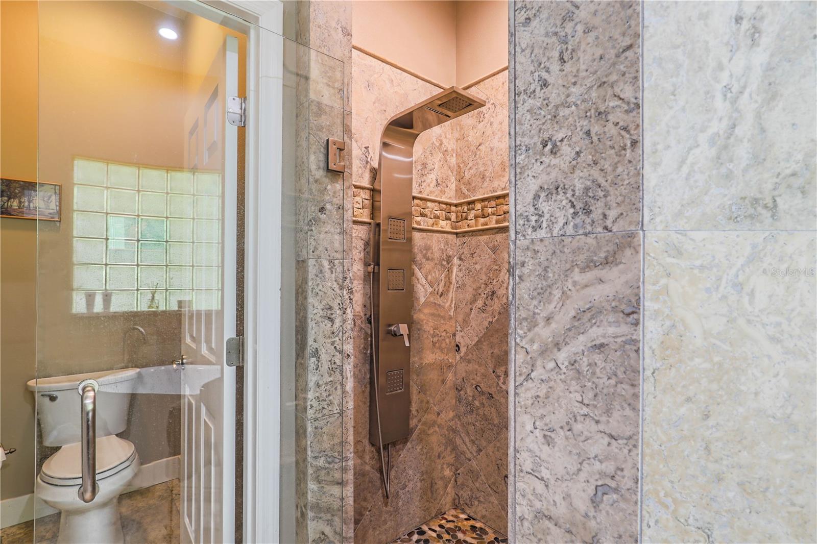 MOUNT DORA LANA - Residential