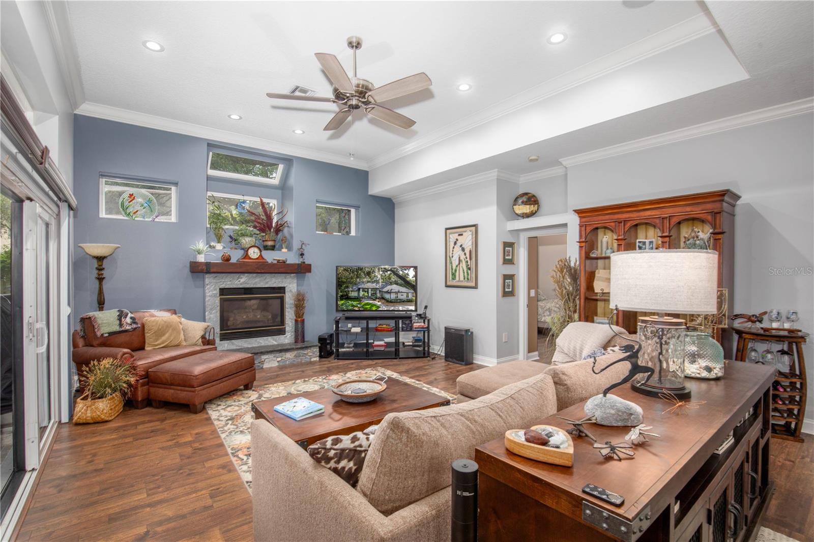 MOUNT DORA LANA - Residential