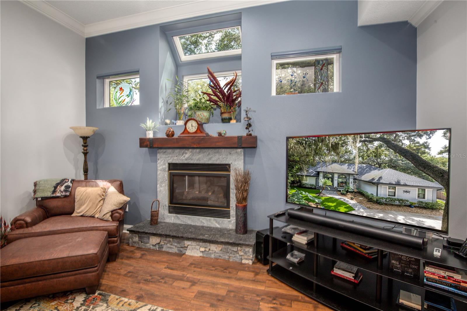 MOUNT DORA LANA - Residential