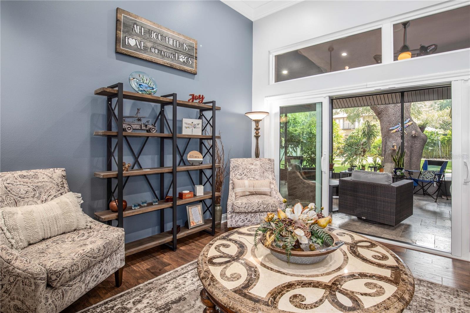 MOUNT DORA LANA - Residential