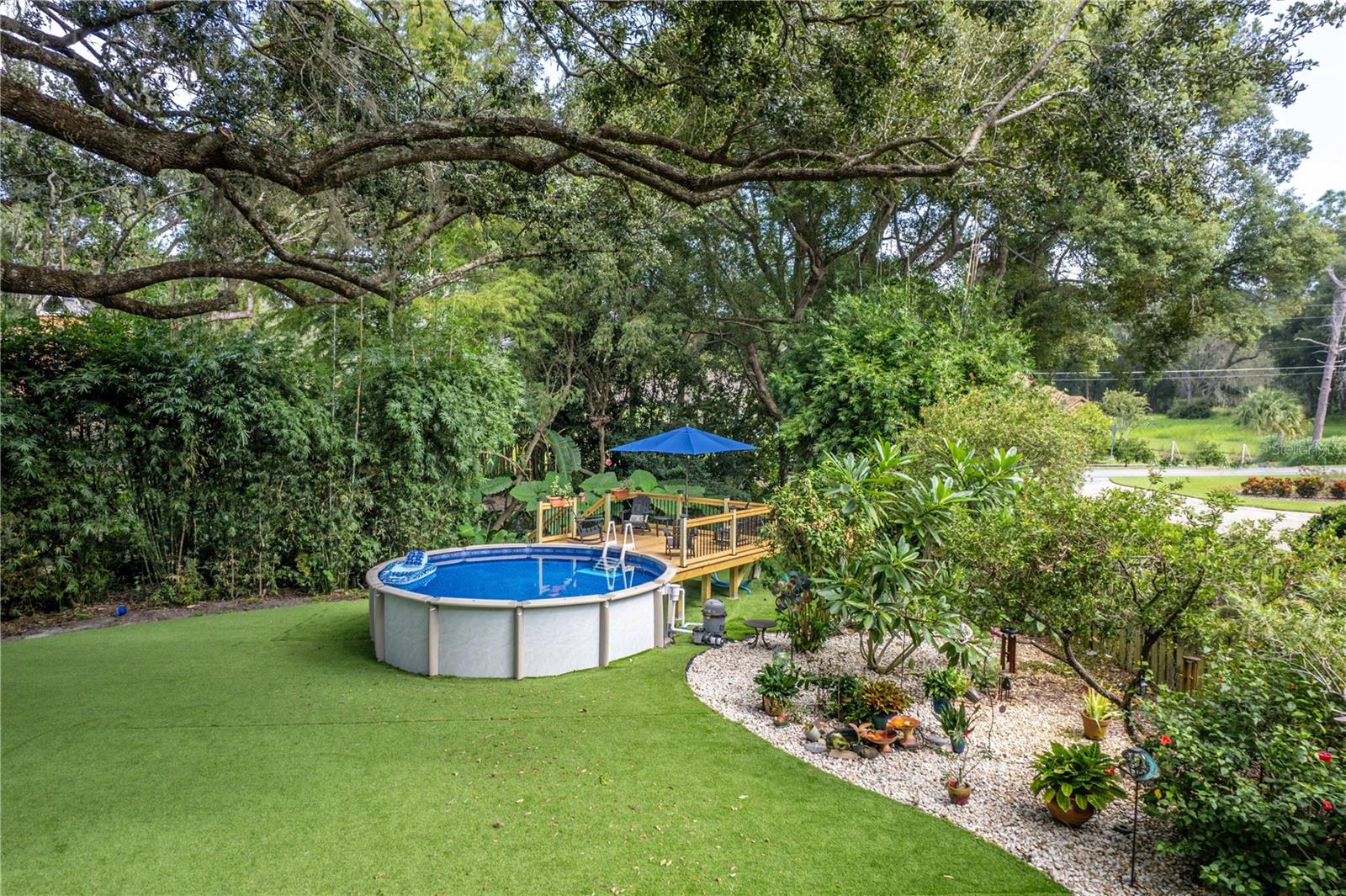 MOUNT DORA LANA - Residential