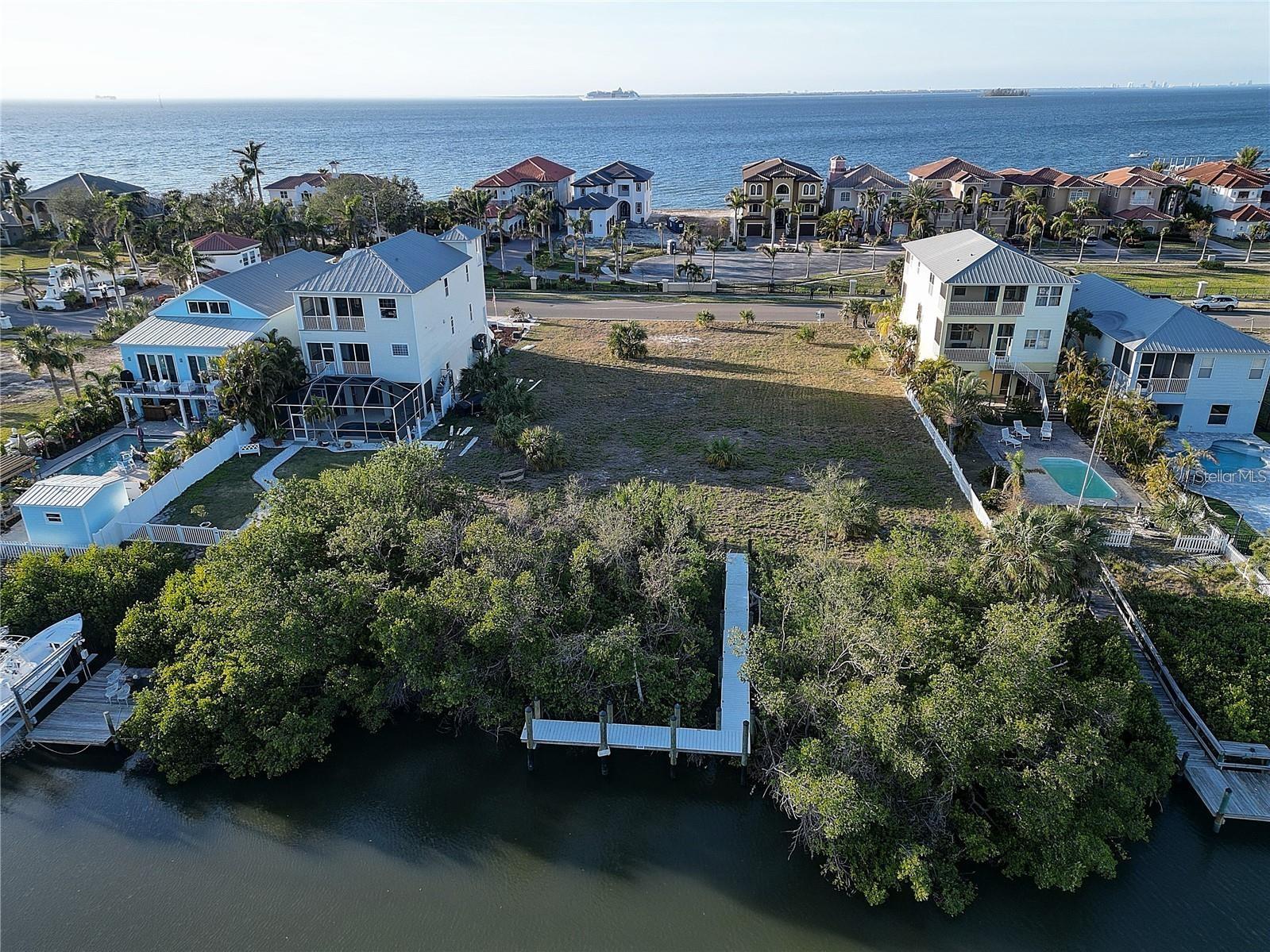 APOLLO KEY VILLAGE - Land