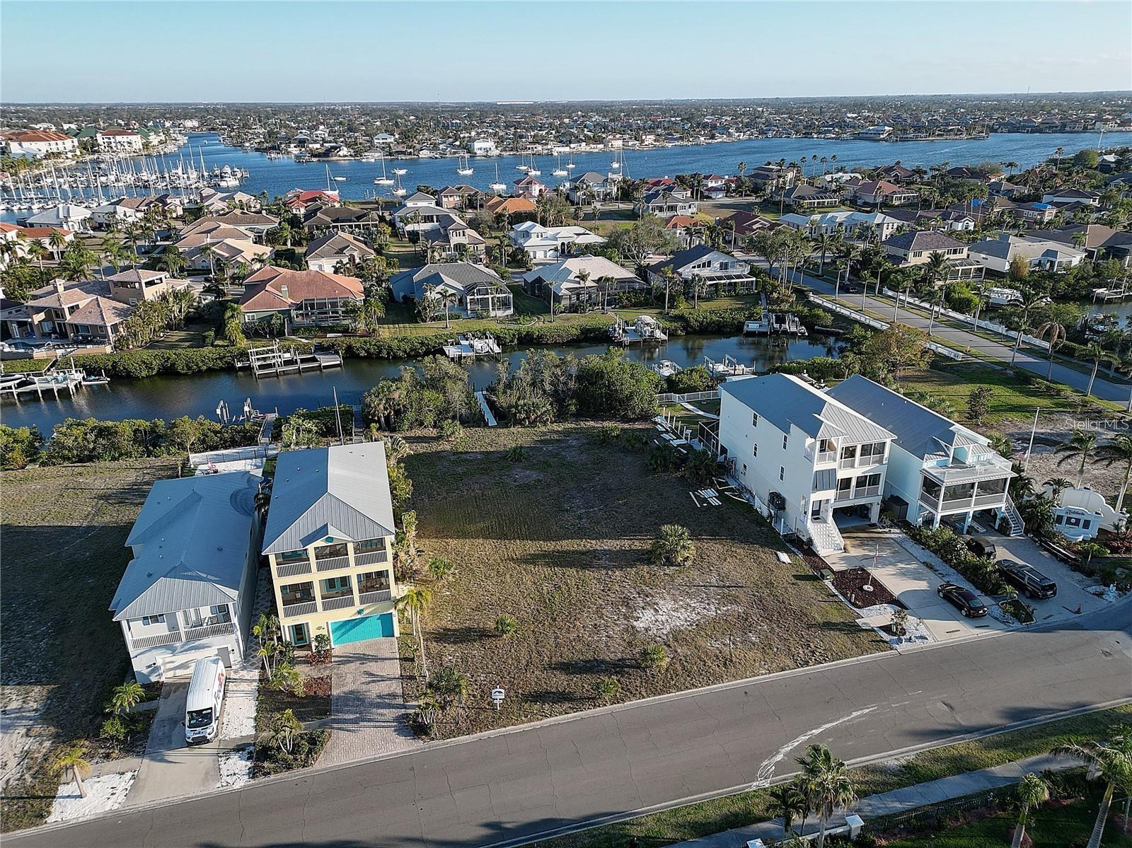 APOLLO KEY VILLAGE - Land