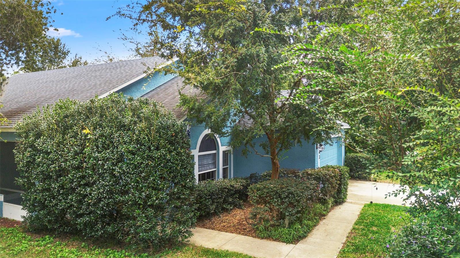 QUAIL HOLLOW ON RIVER - Residential