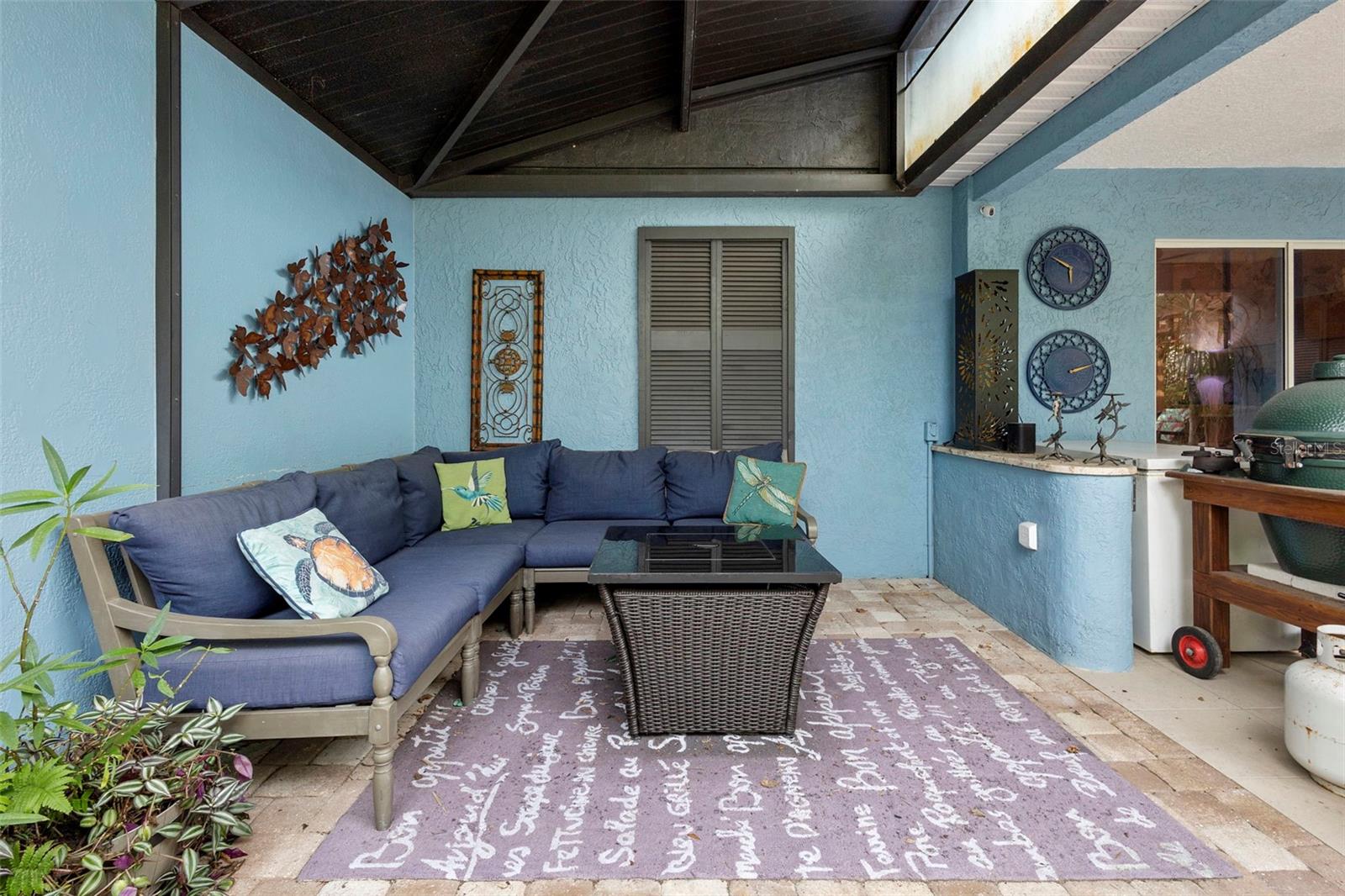 QUAIL HOLLOW ON RIVER - Residential