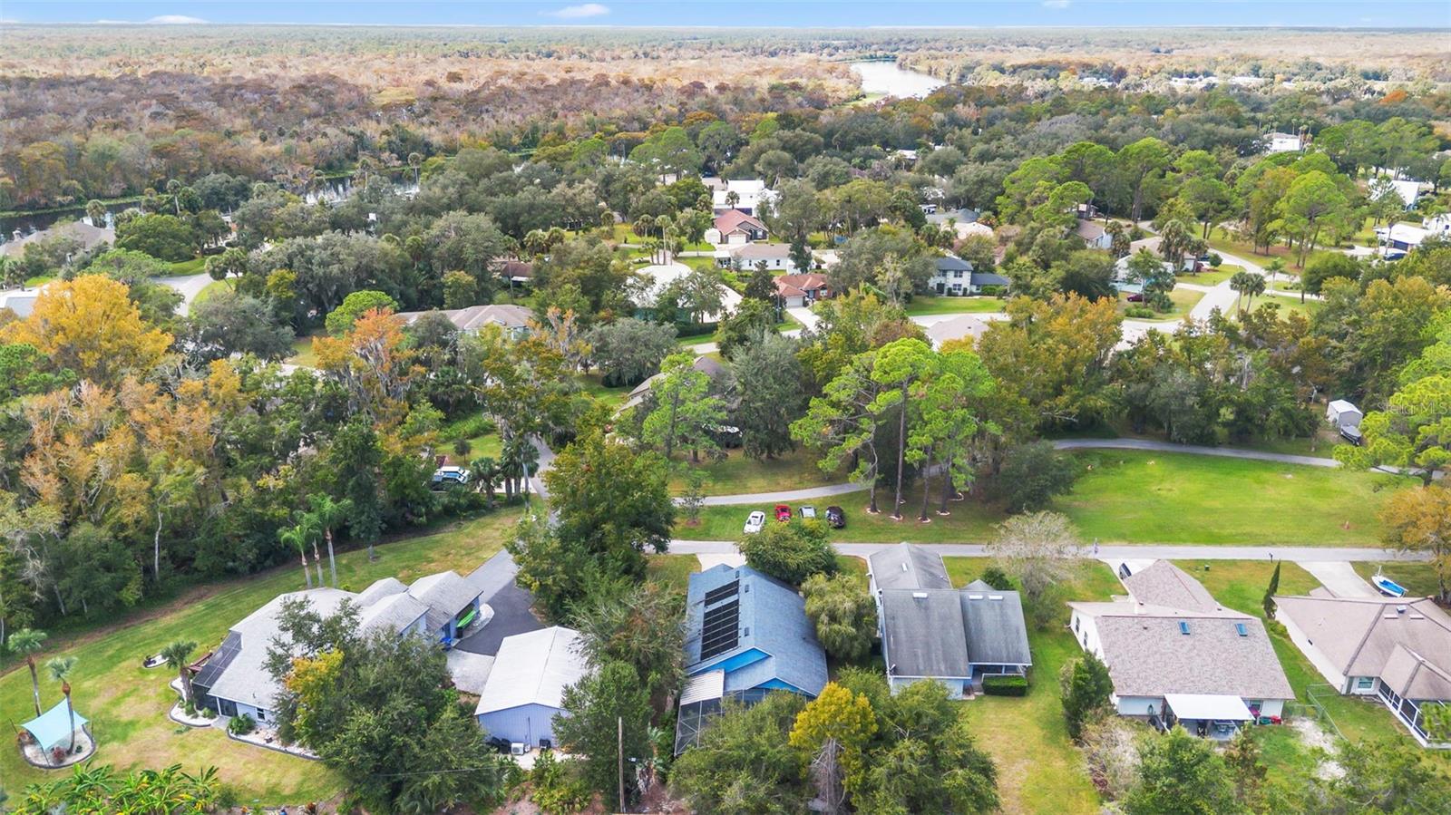 QUAIL HOLLOW ON RIVER - Residential