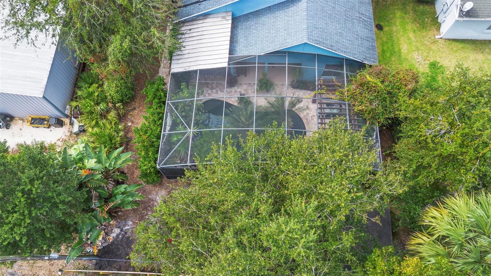 QUAIL HOLLOW ON RIVER - Residential