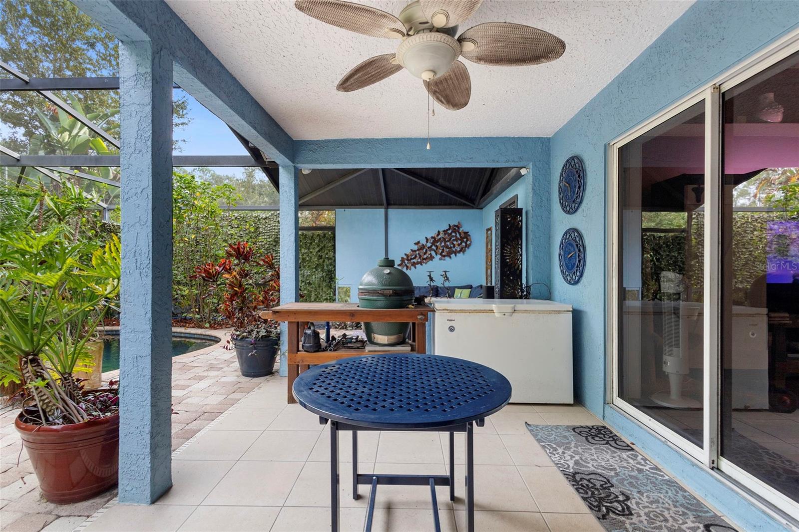 QUAIL HOLLOW ON RIVER - Residential