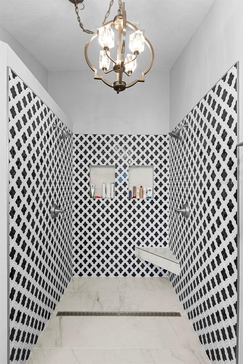 QUAIL HOLLOW ON RIVER - Residential