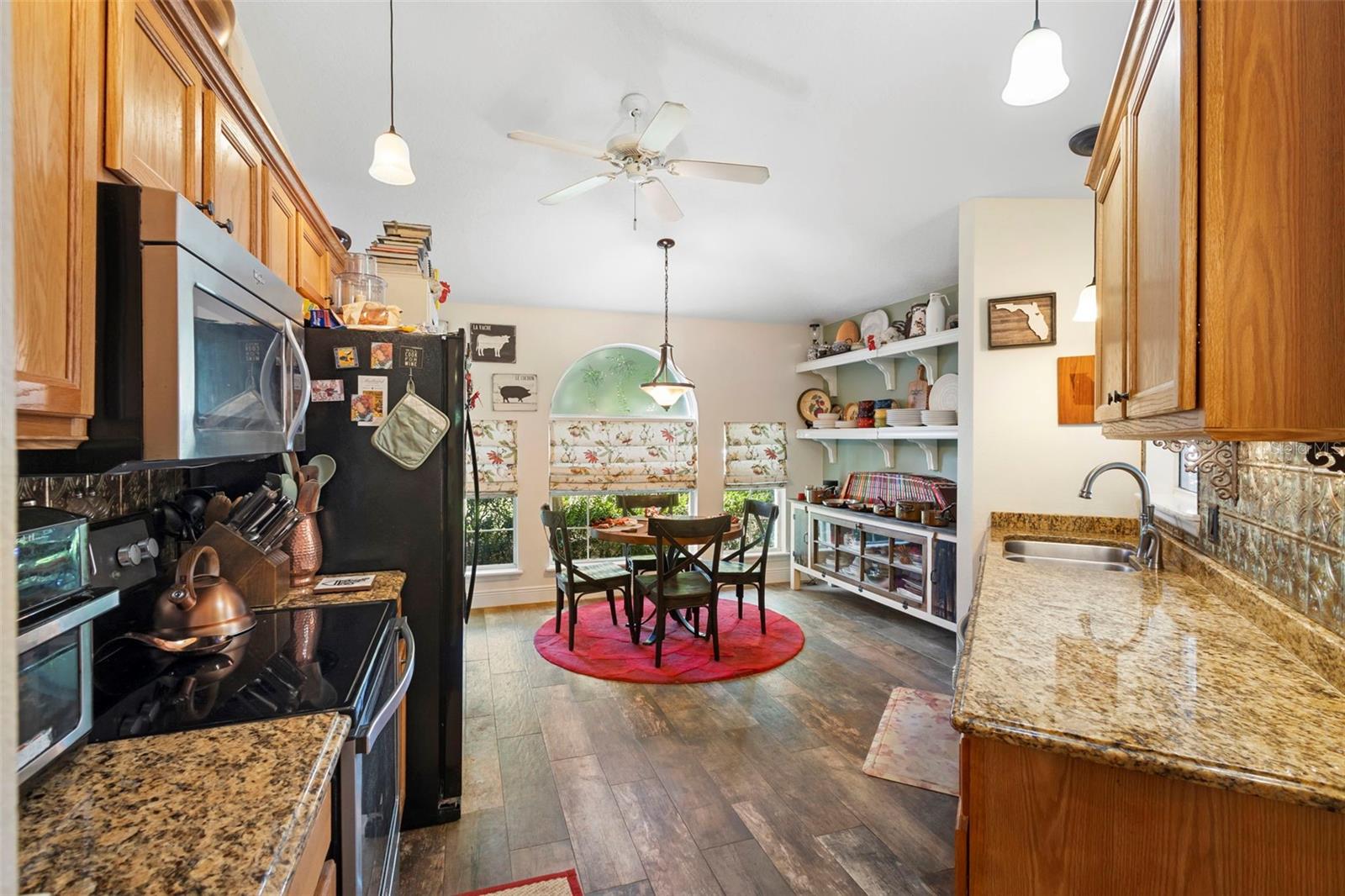 QUAIL HOLLOW ON RIVER - Residential