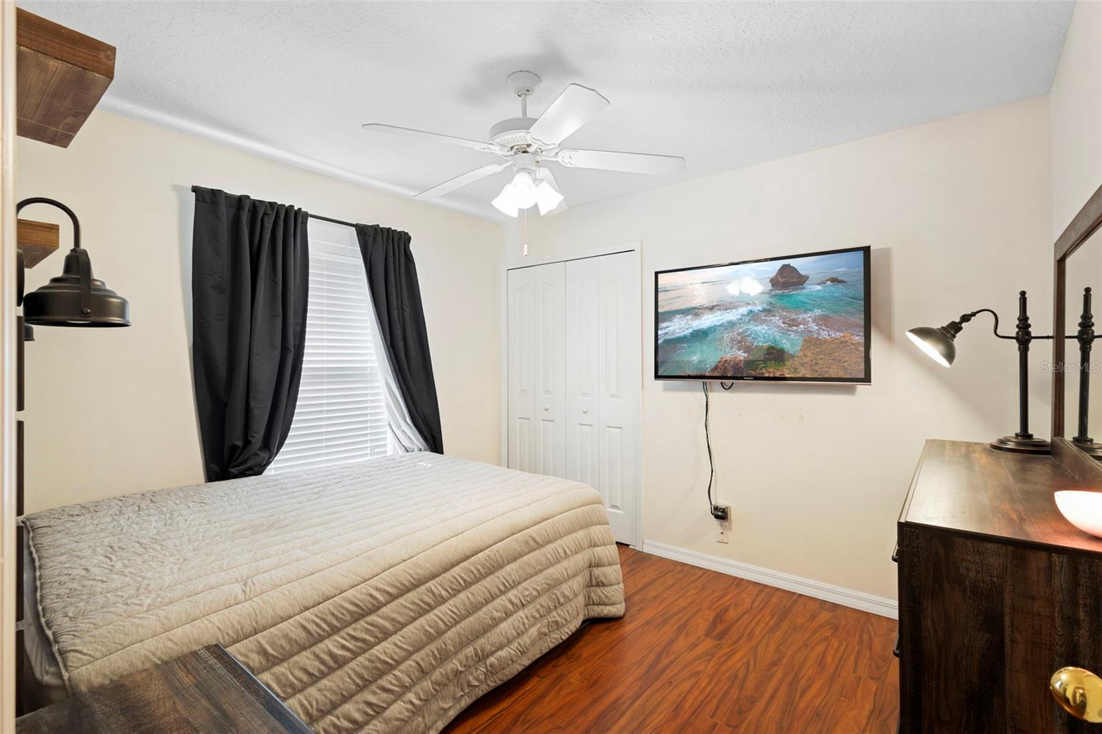 QUAIL HOLLOW ON RIVER - Residential