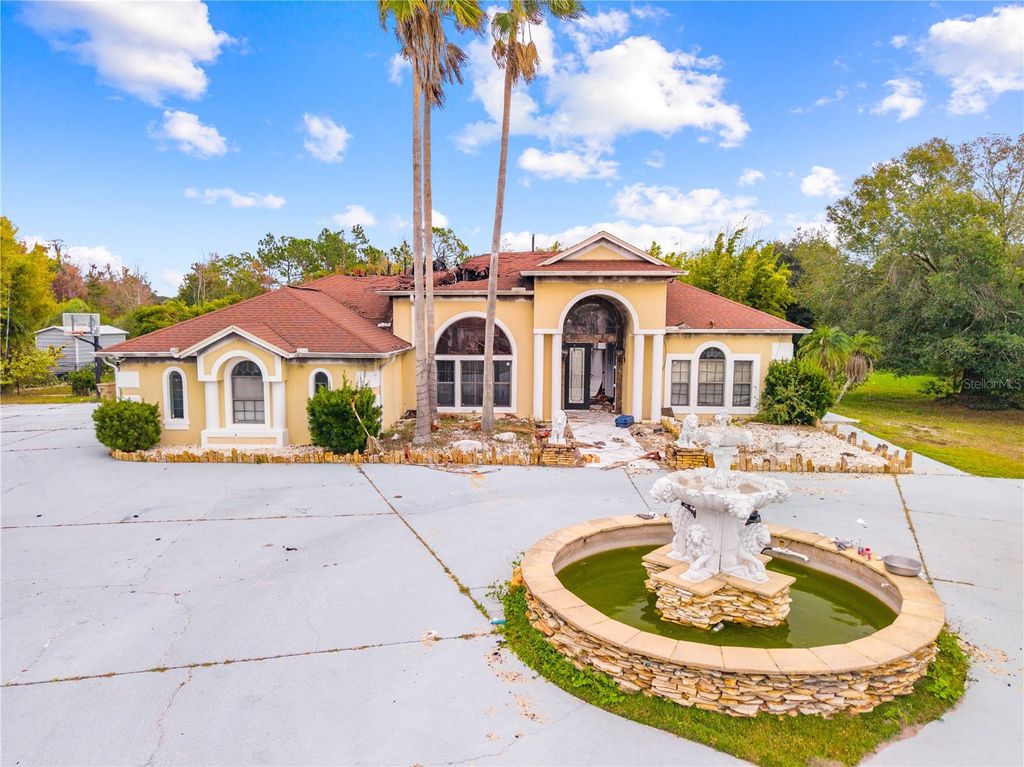 Photo of 214 Taranto Way, Kissimmee, FL 34758 (MLS # S5139887)