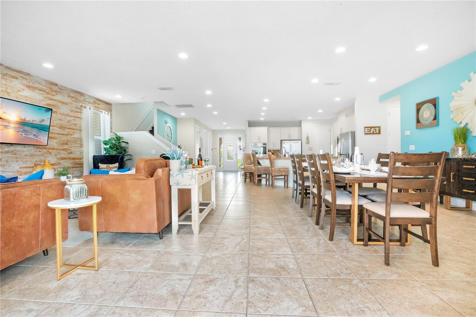 ENCORE AT REUNION - Residential