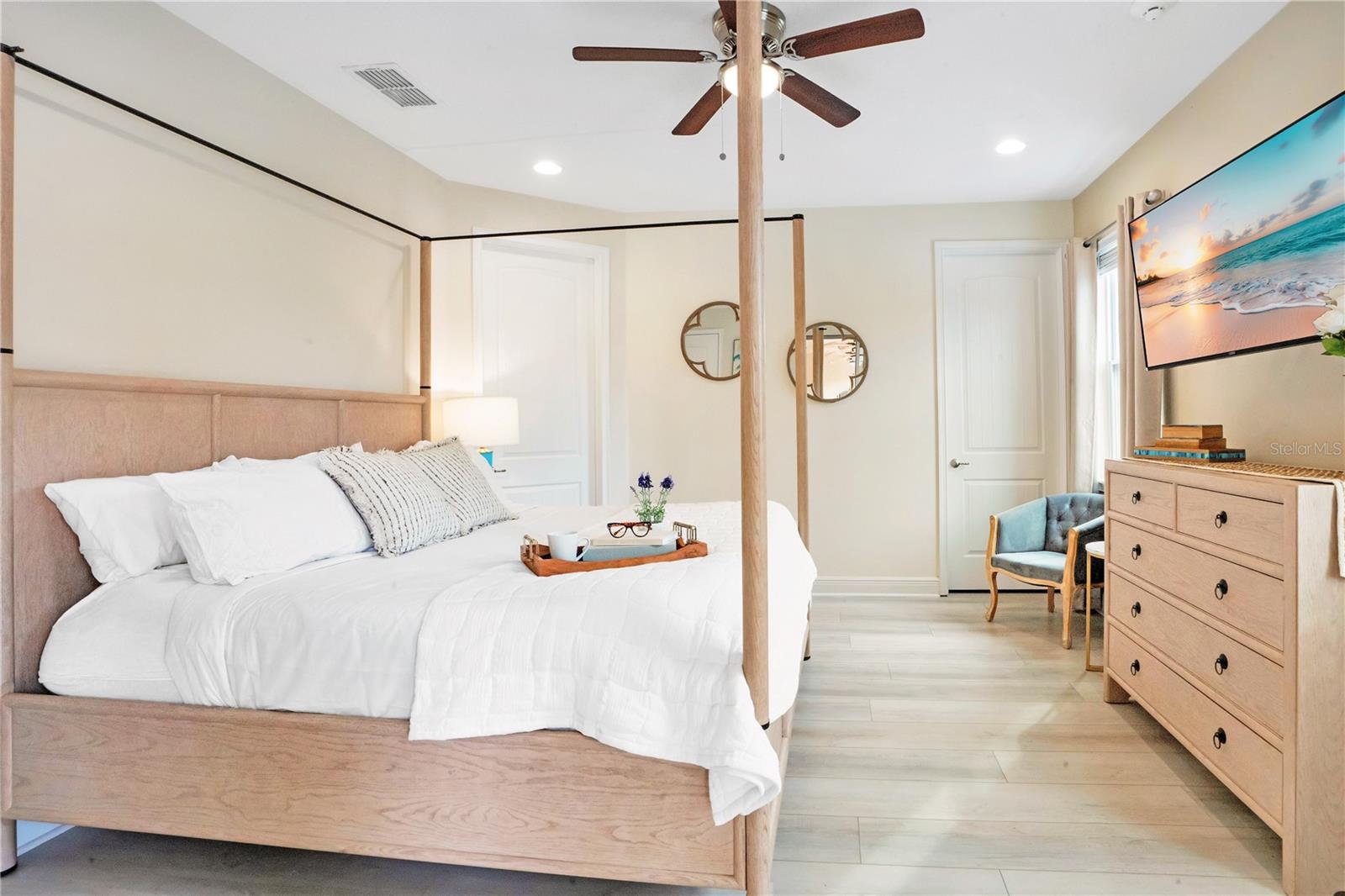 ENCORE AT REUNION - Residential