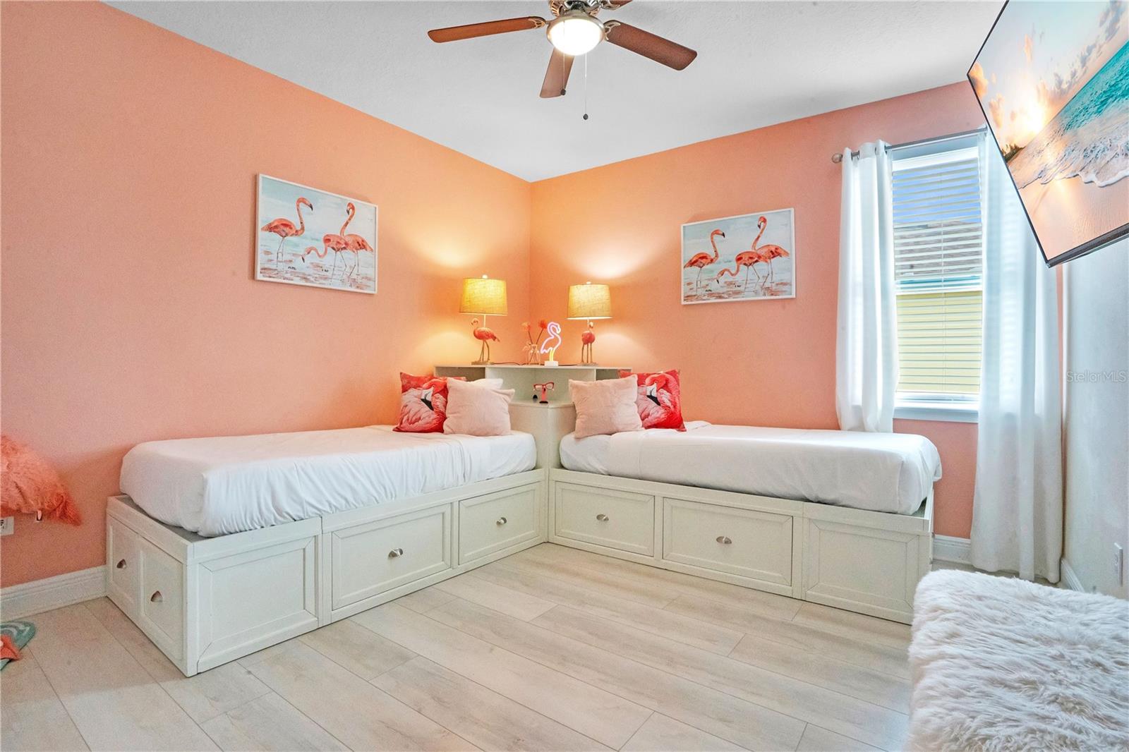 ENCORE AT REUNION - Residential