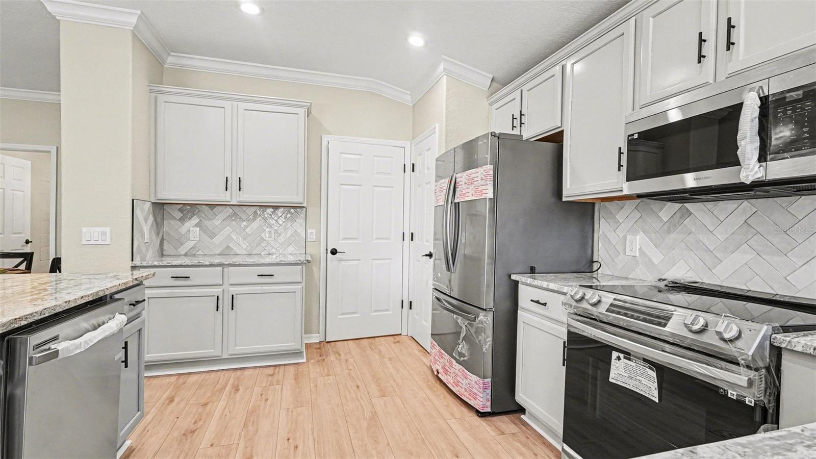 SPRUCE CREEK COUNTRY CLUB - Residential