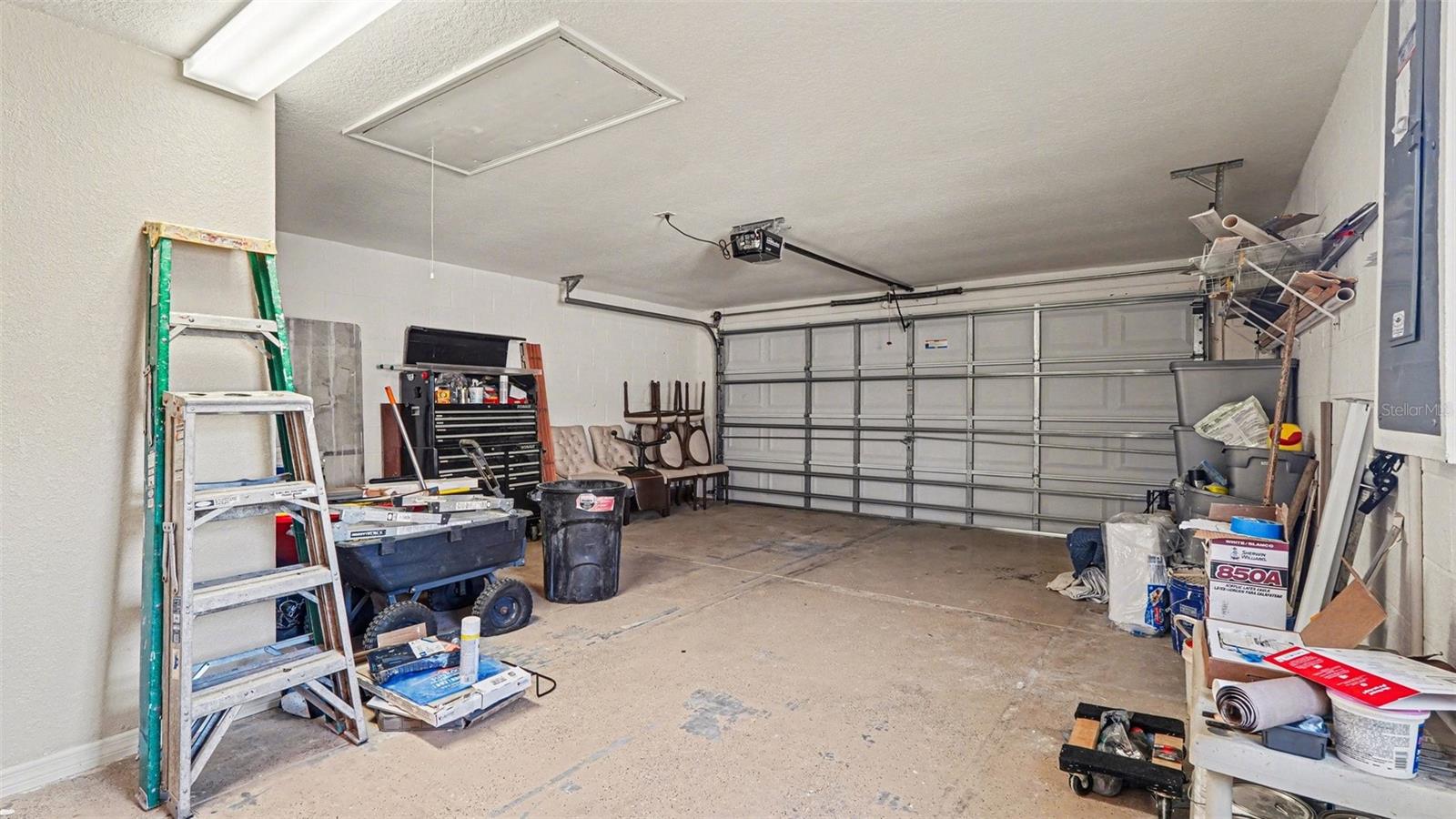 SPRUCE CREEK COUNTRY CLUB - Residential