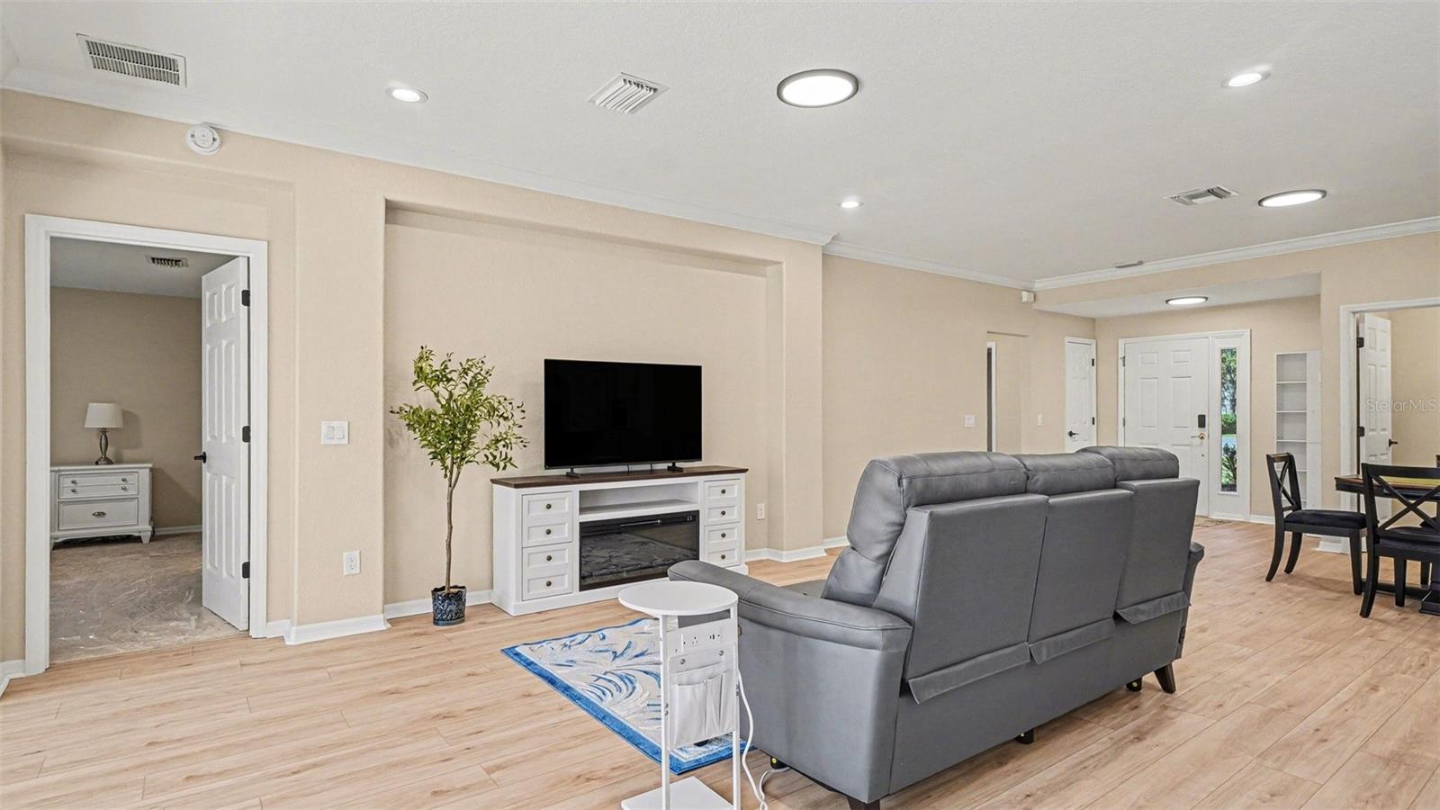 SPRUCE CREEK COUNTRY CLUB - Residential