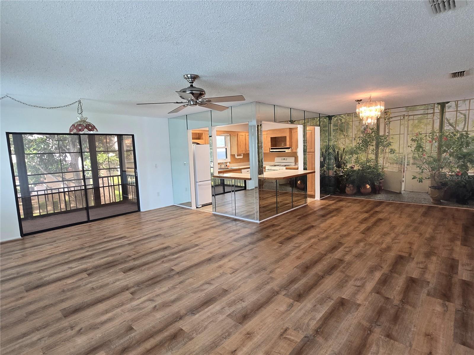 TERRACE PARK OF FIVE TOWNS - Residential