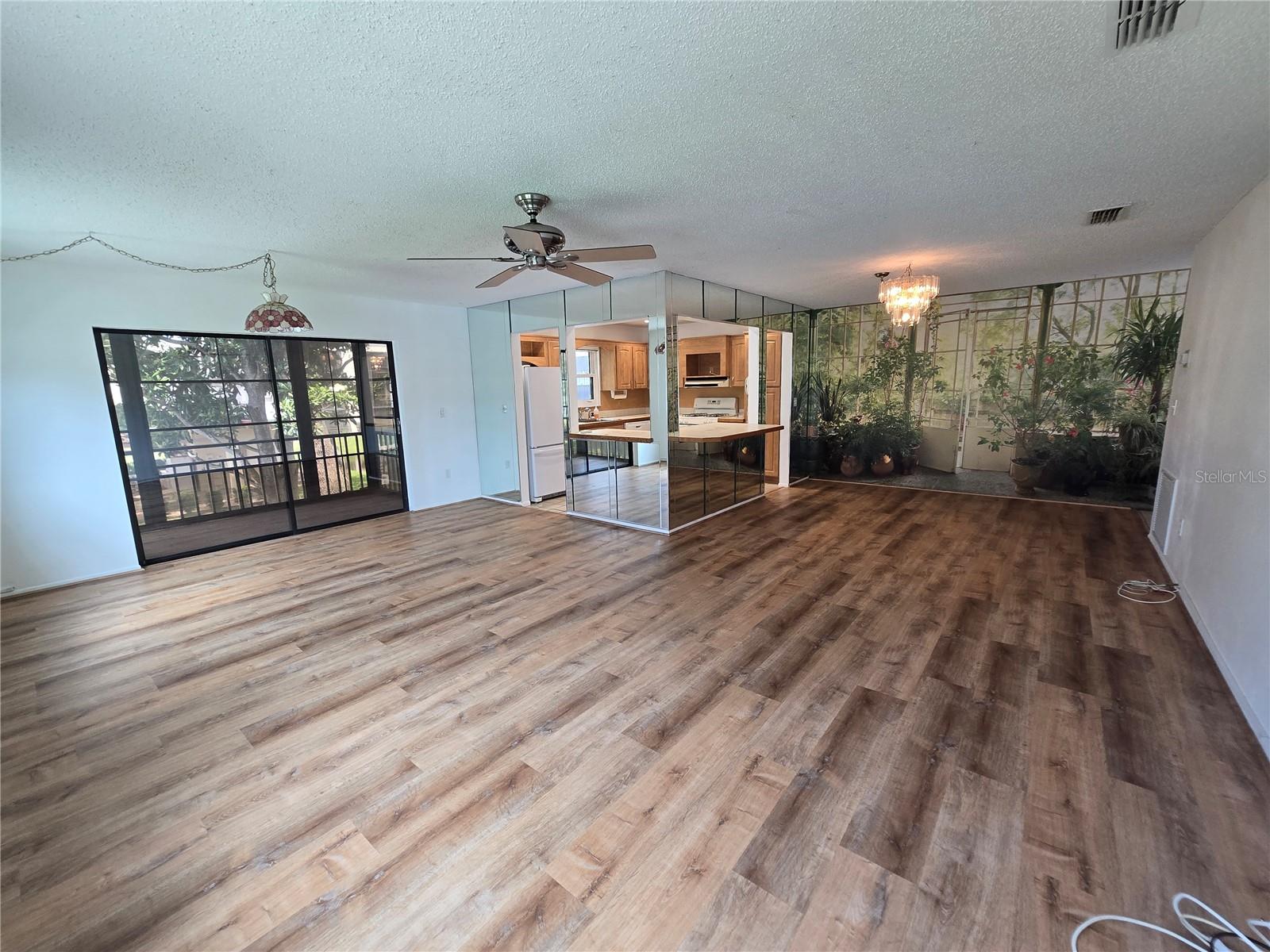 TERRACE PARK OF FIVE TOWNS - Residential