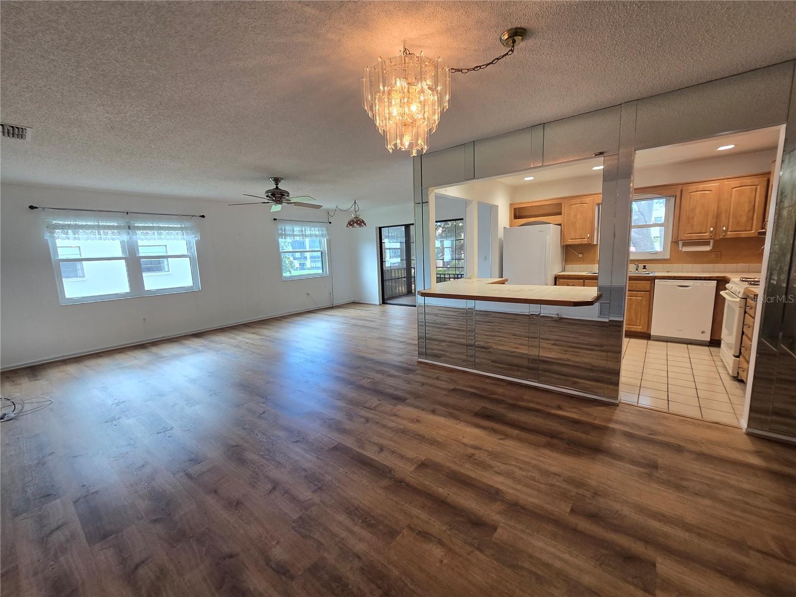 TERRACE PARK OF FIVE TOWNS - Residential
