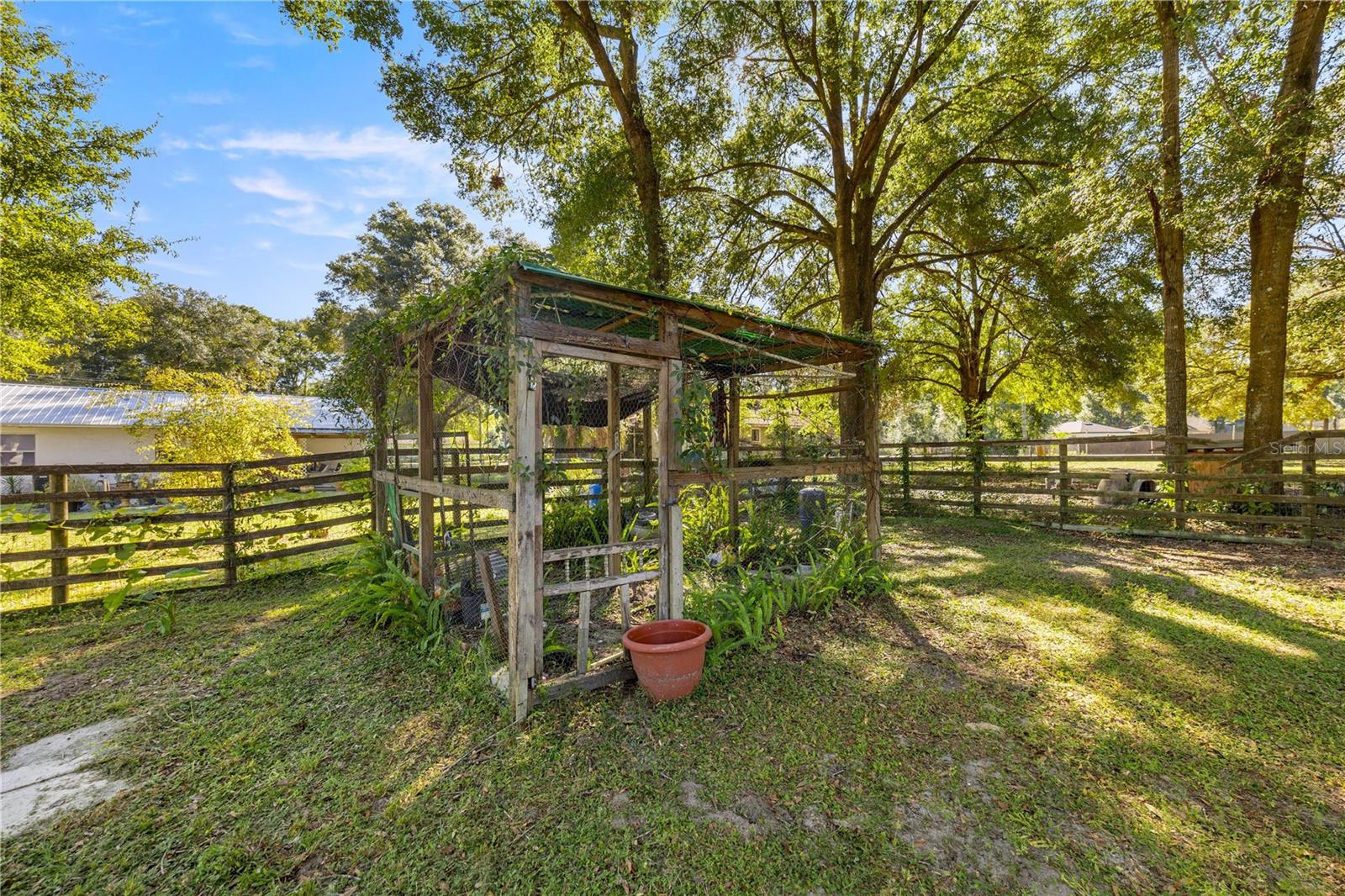 OCALA PARK ESTATE - Residential