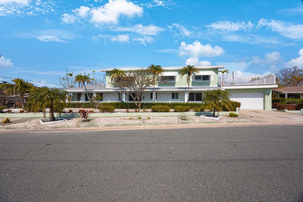 Photo of 11485 2nd Street E, Treasure Island, FL 33706 (MLS # TB8347122)