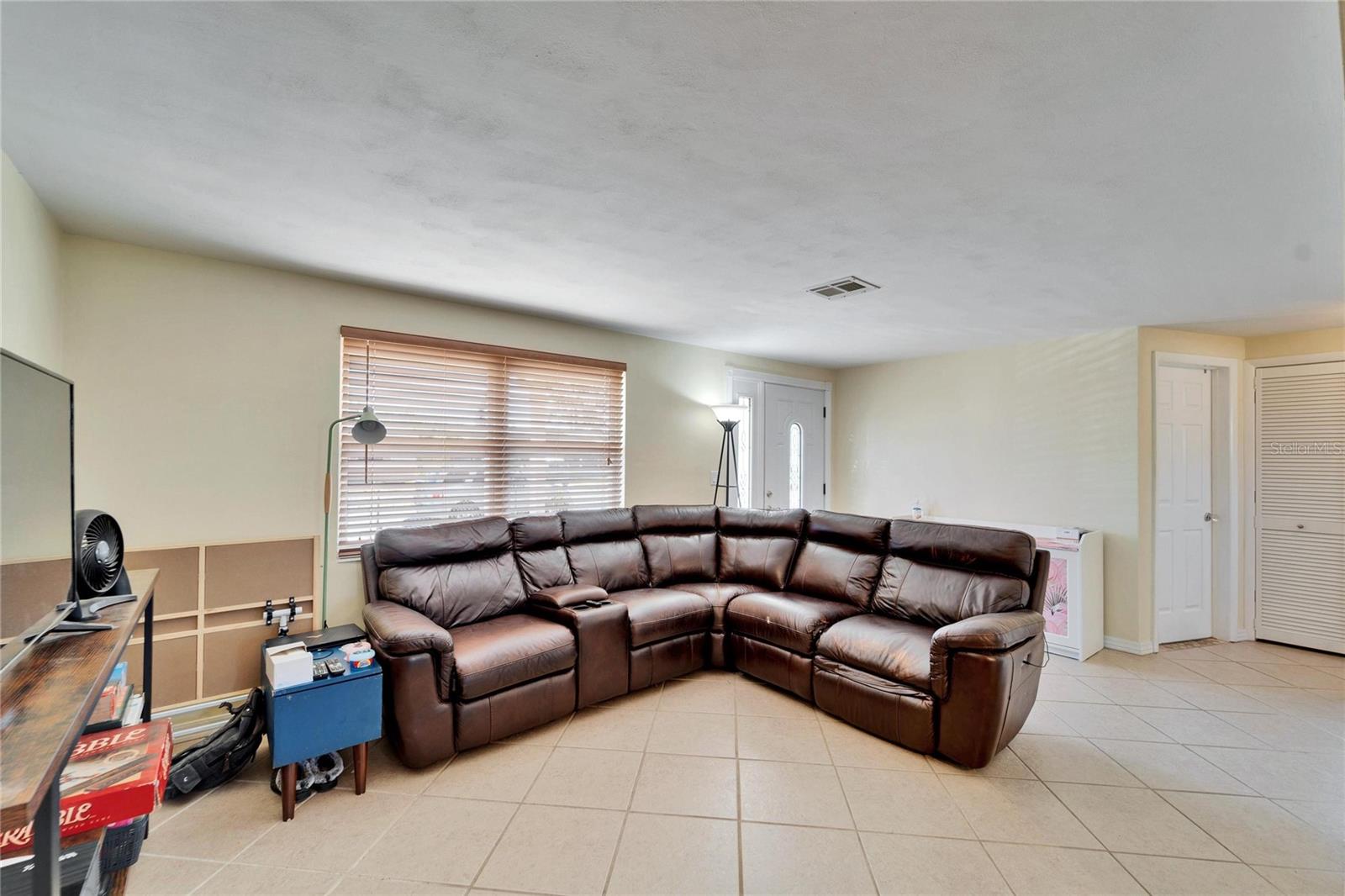 2533 LIMEWOOD DRIVE