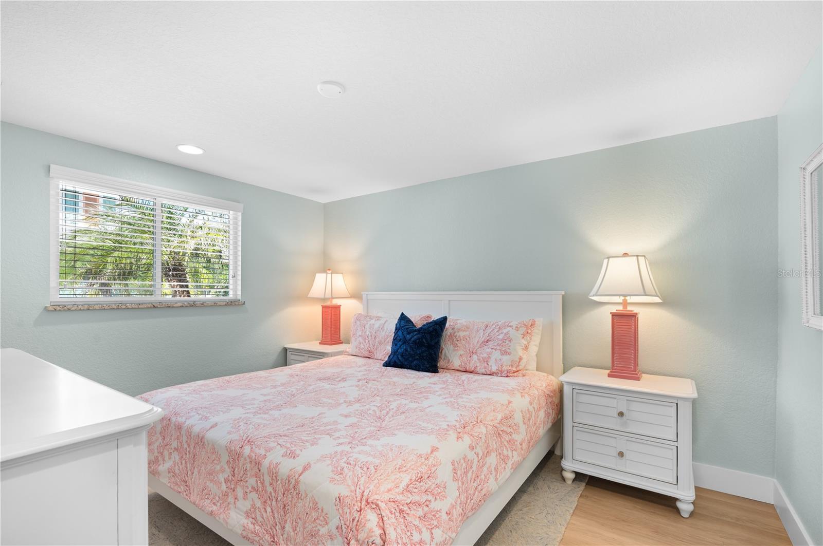 SUNSET VILLAS ON AVE E - Residential