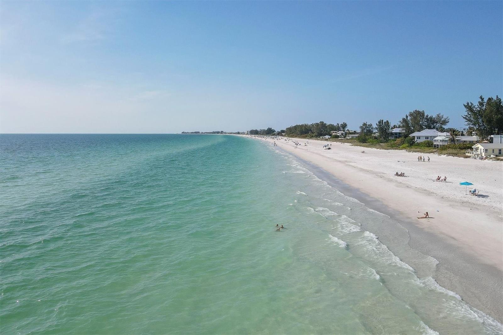 SUNSET VILLAS ON AVE E - Residential