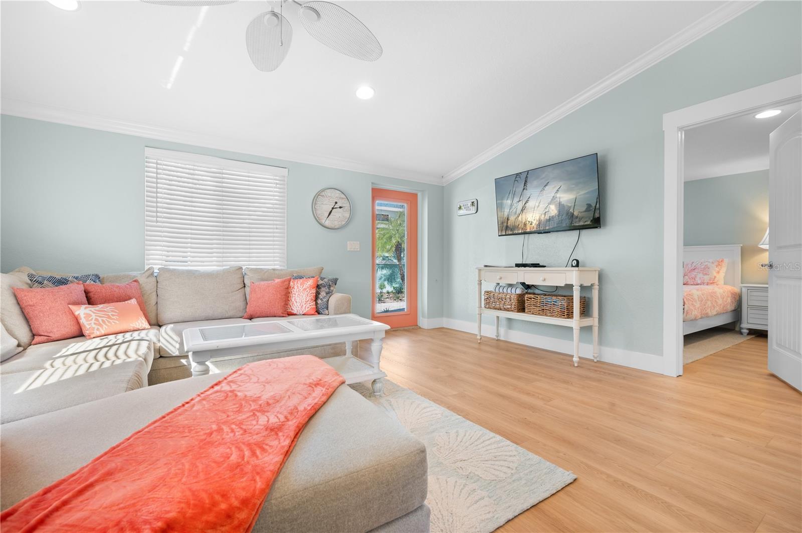 SUNSET VILLAS ON AVE E - Residential