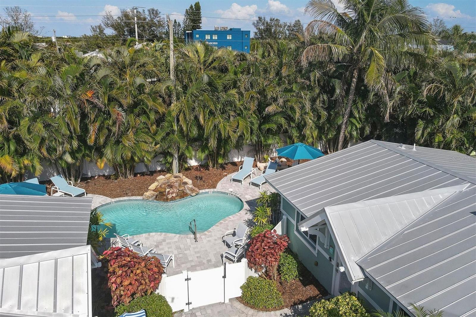 SUNSET VILLAS ON AVE E - Residential