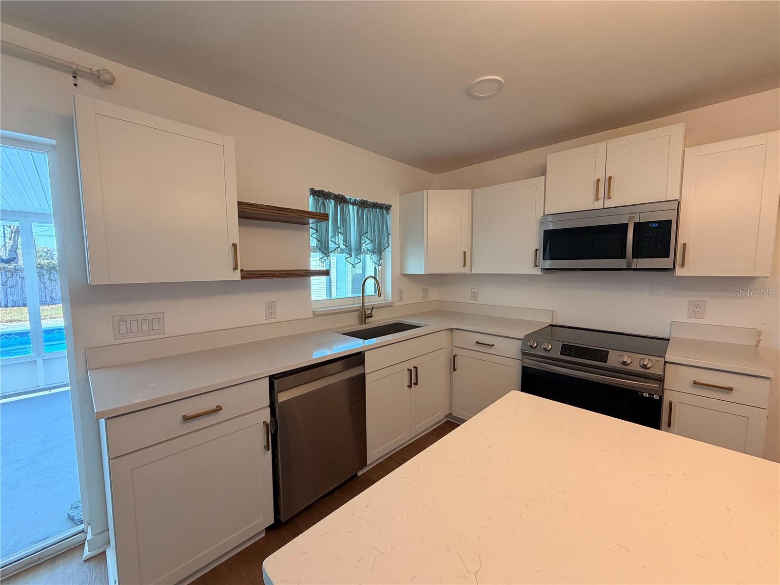 JAN PHYL VILLAGE - Residential