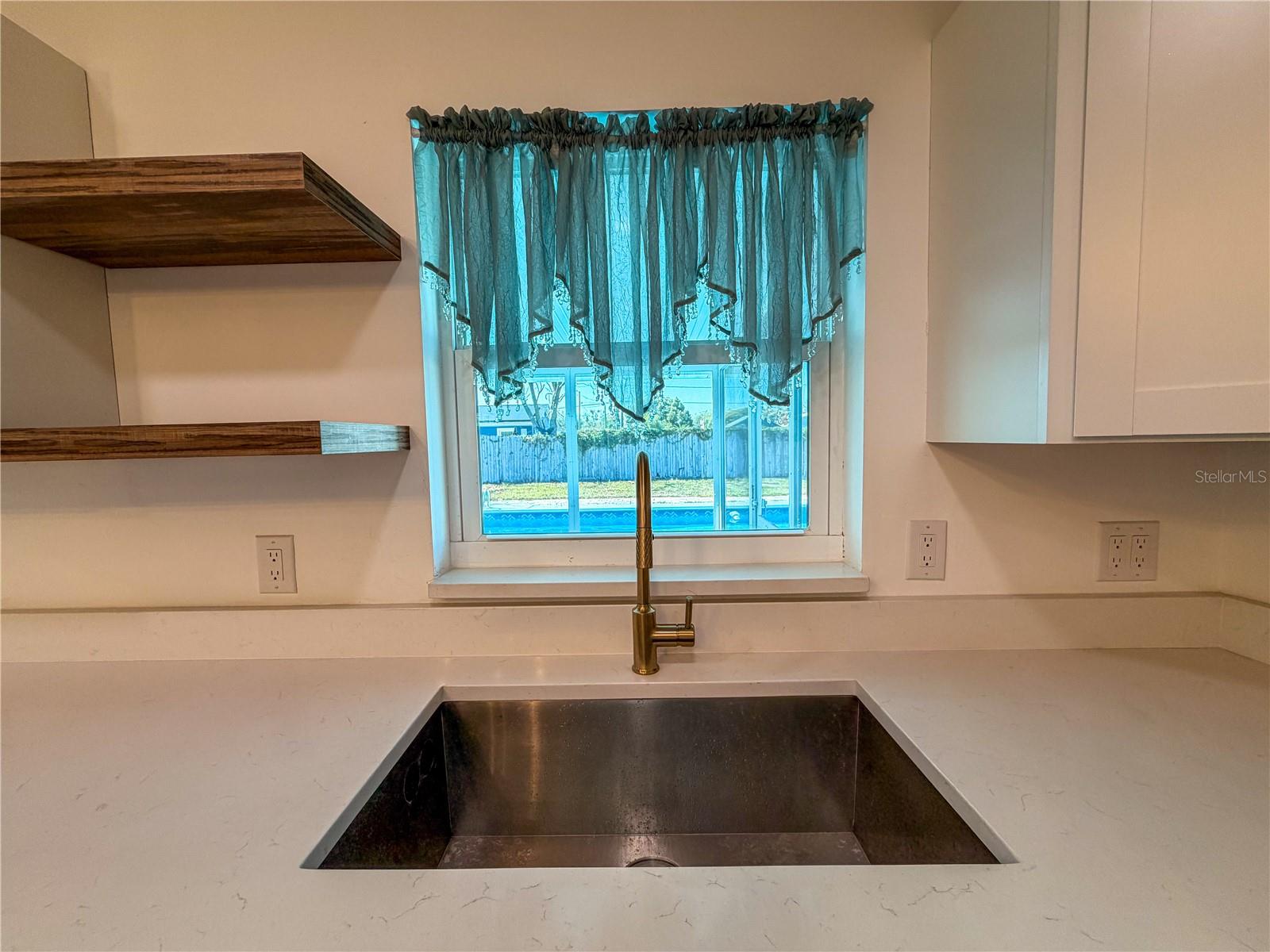 JAN PHYL VILLAGE - Residential