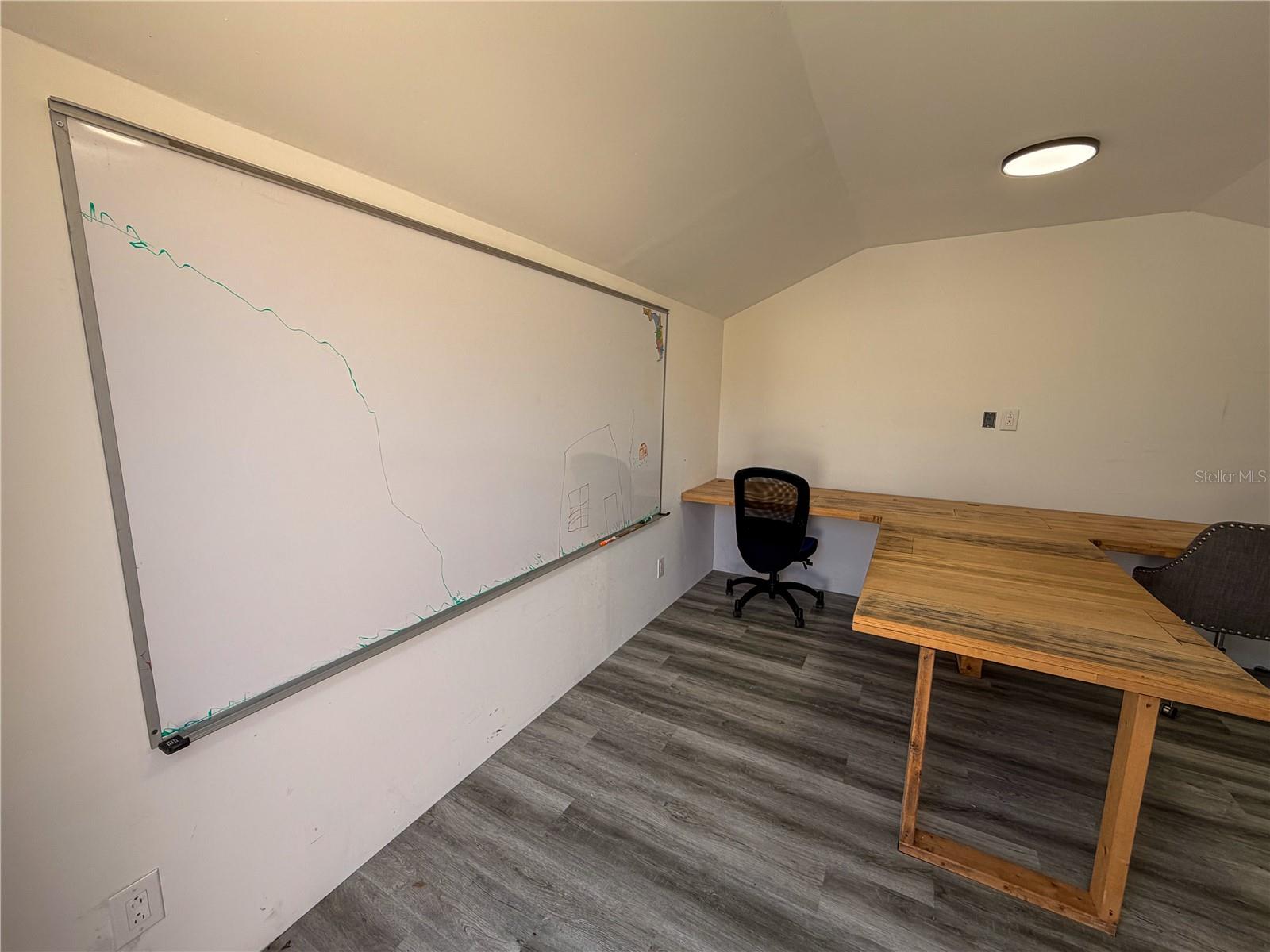 JAN PHYL VILLAGE - Residential