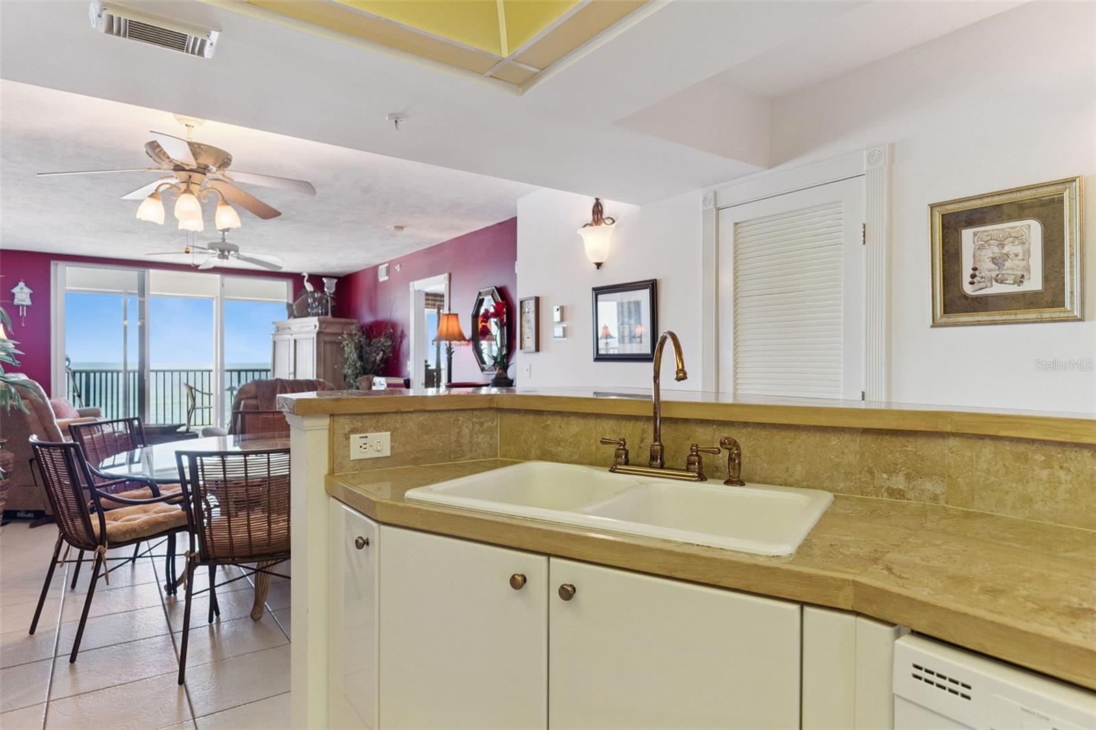 TOWERS AT PONCE INLET TOWER 08-09 CONDO PH 01 - Residential