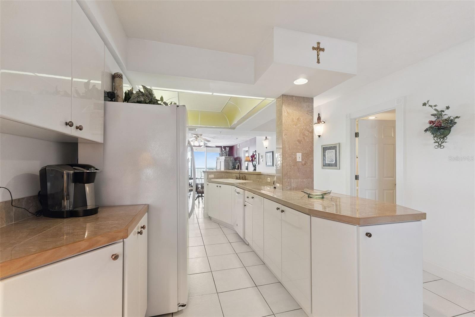 TOWERS AT PONCE INLET TOWER 08-09 CONDO PH 01 - Residential