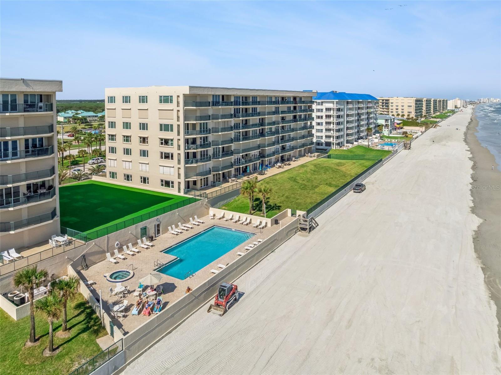 TOWERS AT PONCE INLET TOWER 08-09 CONDO PH 01 - Residential