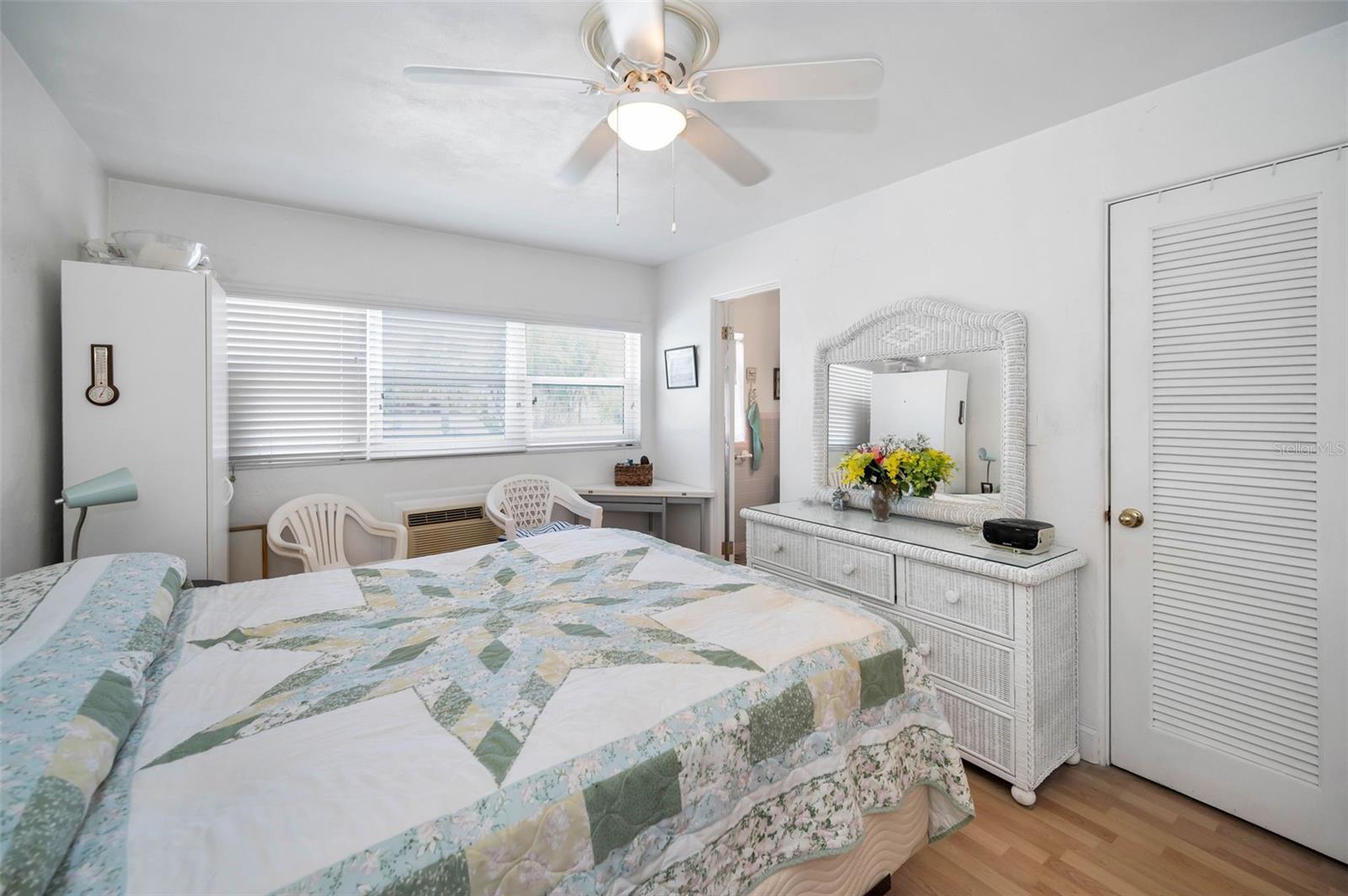 BAY ISLES CONDO - Residential